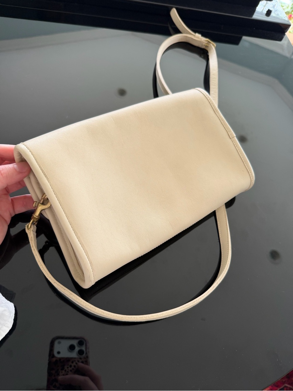 Auth Vtg COACH Sterling Glovetanned Leather Shoulder Bag - Bone - Made in USA - Picture 4 of 14